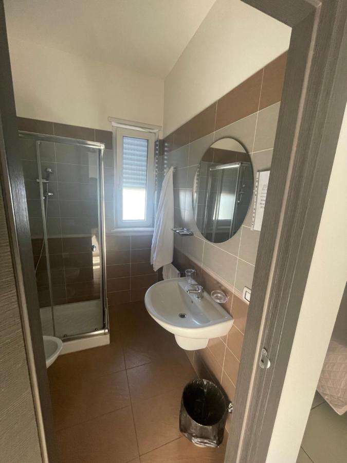 B&B Mirage Бари Экстерьер фото